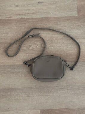 Angela Roi Grace Mini Crossbody Signet Light Mud Gray Vegan Camera Bag